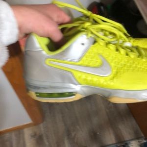 Size 9 Neon yellow bikes